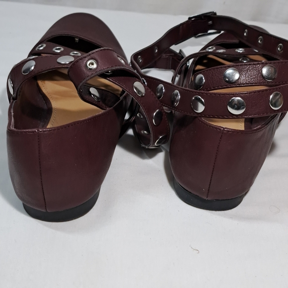Just Fab Flats with Ankle Strap in Burgundy Size 9.5 - Picture 2 of 3